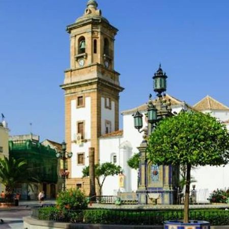 Apartamento De 2020 A Estrenar En Pleno Centro1B Algeciras Bagian luar foto